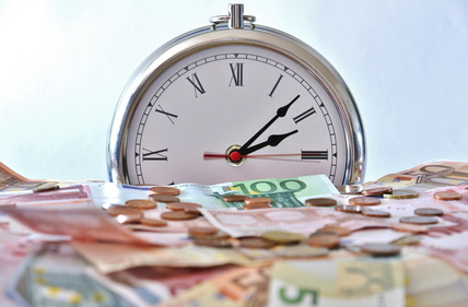 LA EMPRESA PAGARÁ LOS GASTOS BANCARIOS QUE GENERE EL RETRASO DE LA NÓMINA